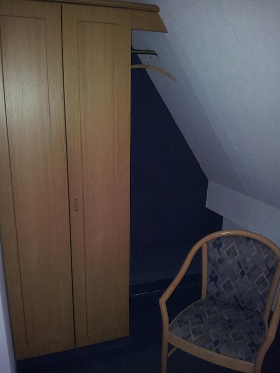 Zur Frischen Quelle Hotel Oberasbach Quarto foto